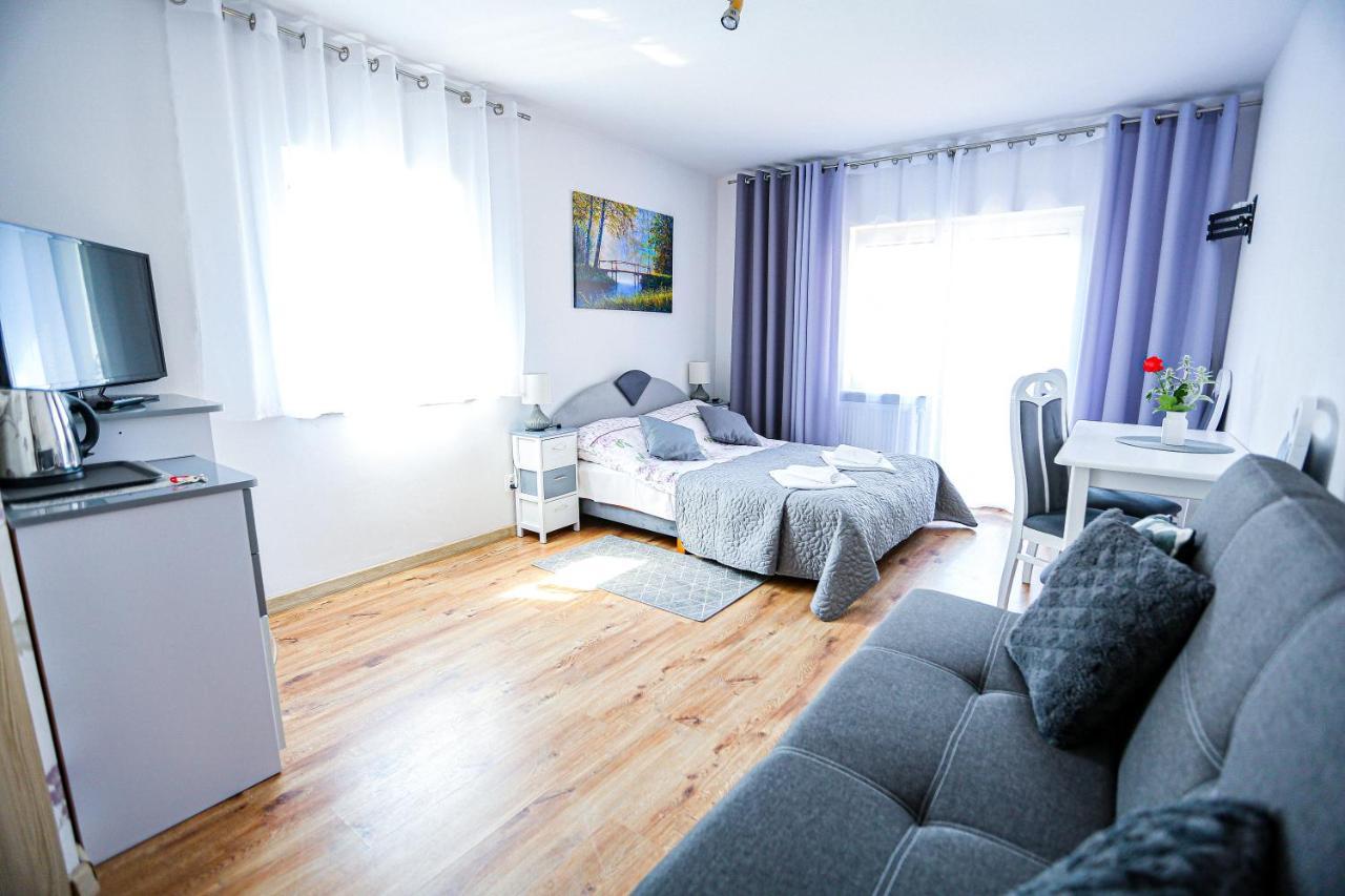 Villa Roza Pokoje & Apartamenty Łeba Extérieur photo