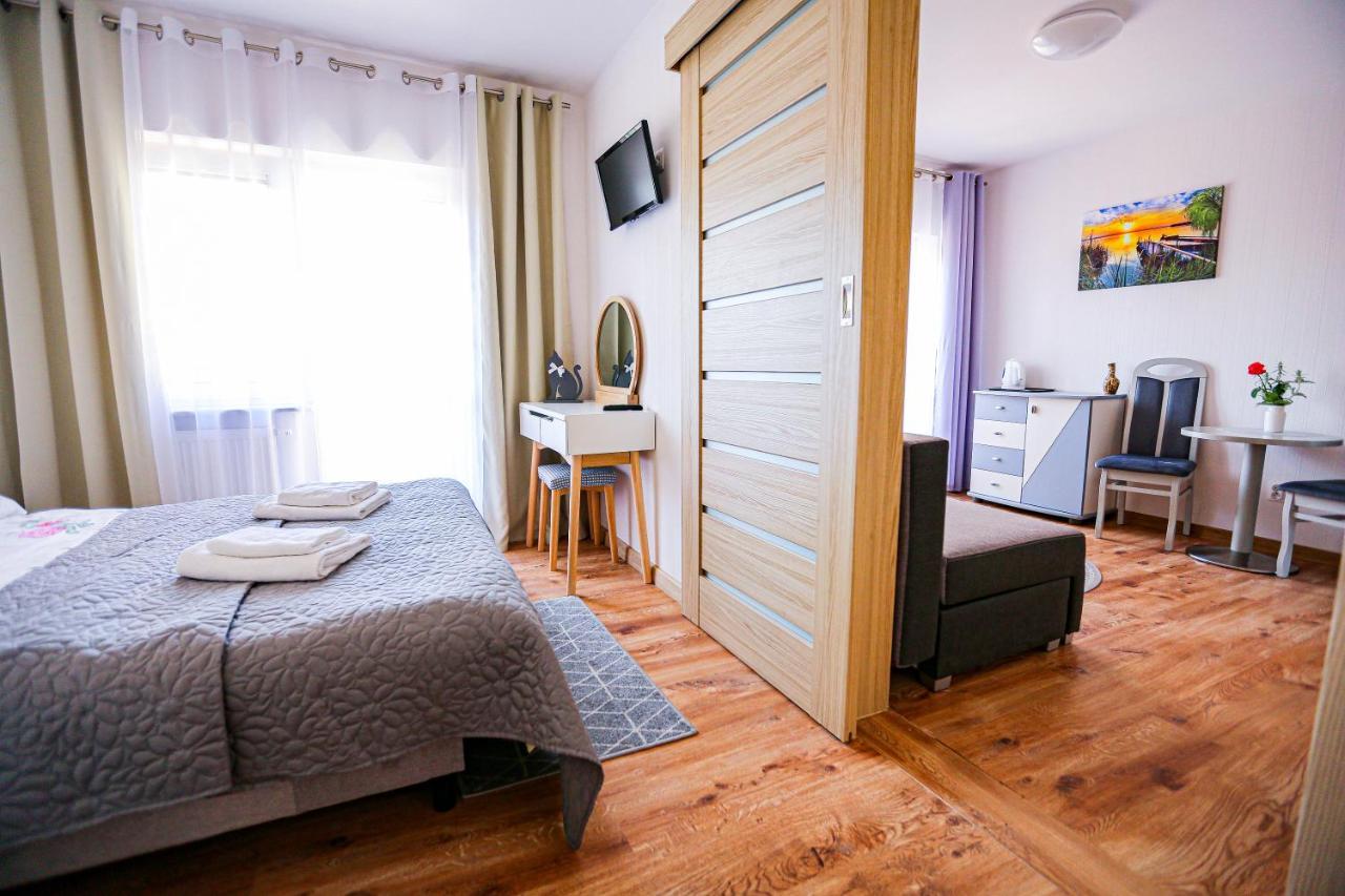 Villa Roza Pokoje & Apartamenty Łeba Extérieur photo